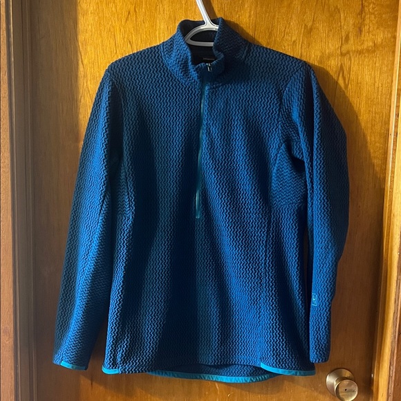 Patagonia Tops - Woman’s Patagonia Navy Textured Quarter-Zip Pullover Large